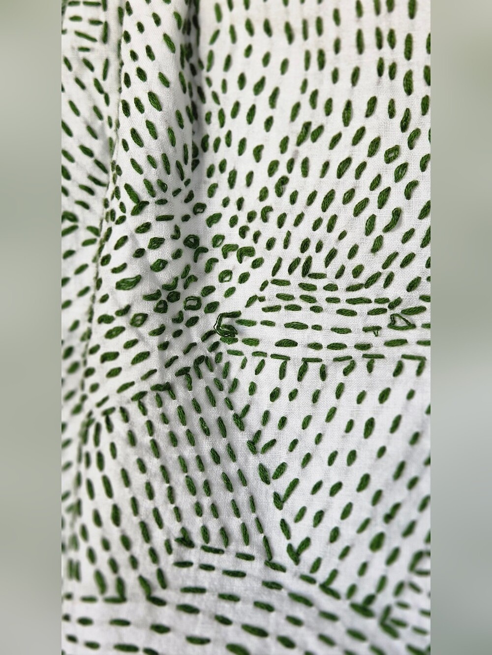 MIRTH Handmade Edition Andaman Top - Moss Hand Embroidery - Picture 5 of 8